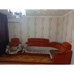 Продается двушка на первом этаже